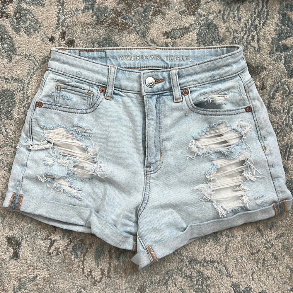 American eagle mom shorts
